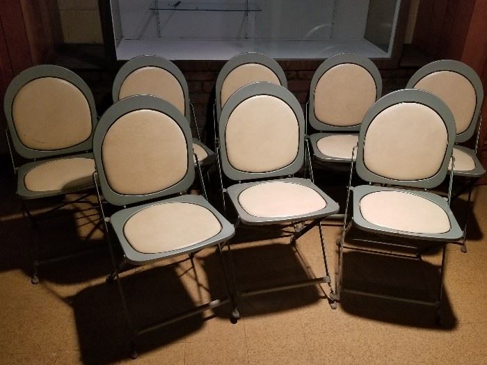 Mid Century Metal Folding Hostess Chairs    http://www.ctonlineauctions.com/detail.asp?id=737584