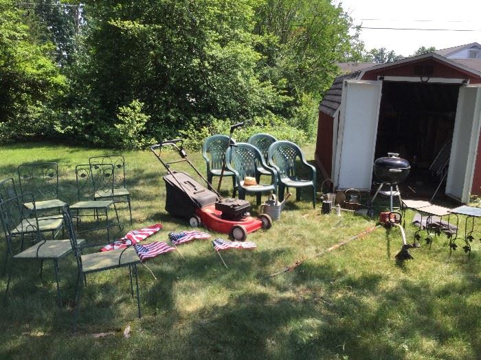 Outdoor Assortment ft. Lawnmower, Patio Set      http://www.ctonlineauctions.com/detail.asp?id=737614