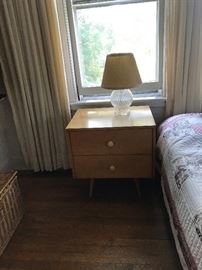 Paul McCobb for Planner Group, maple nightstand