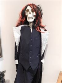 Groom skeleton prop