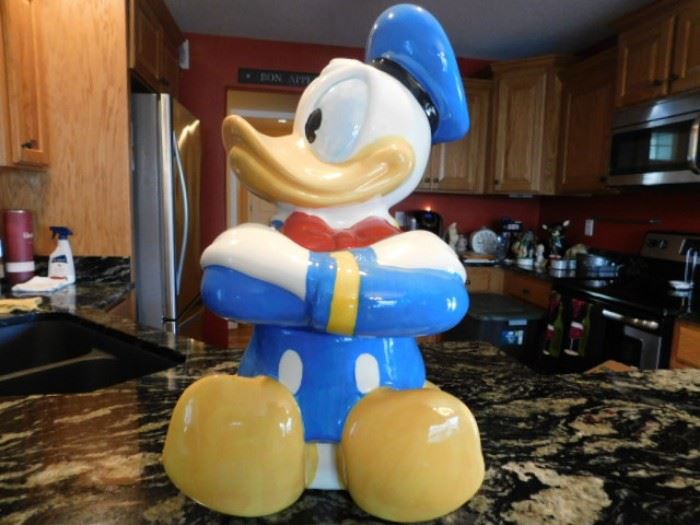 Donald Duck Cookie jar 
