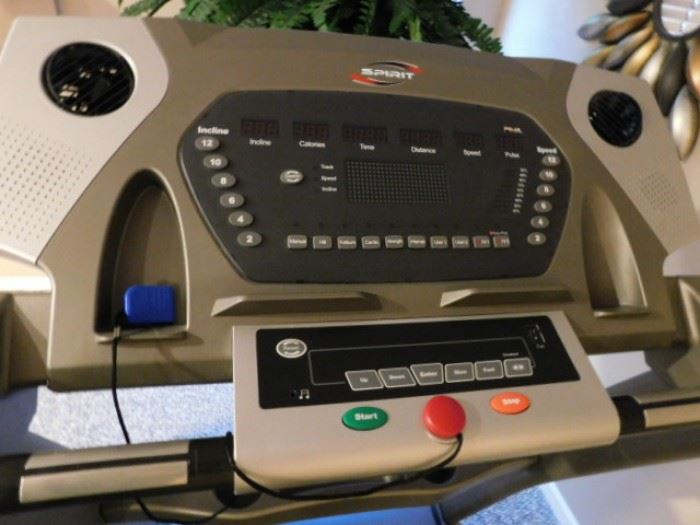 Spirit Treadmill 
