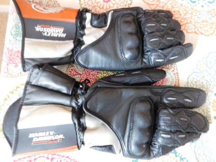 Harley Davidson riding gloves