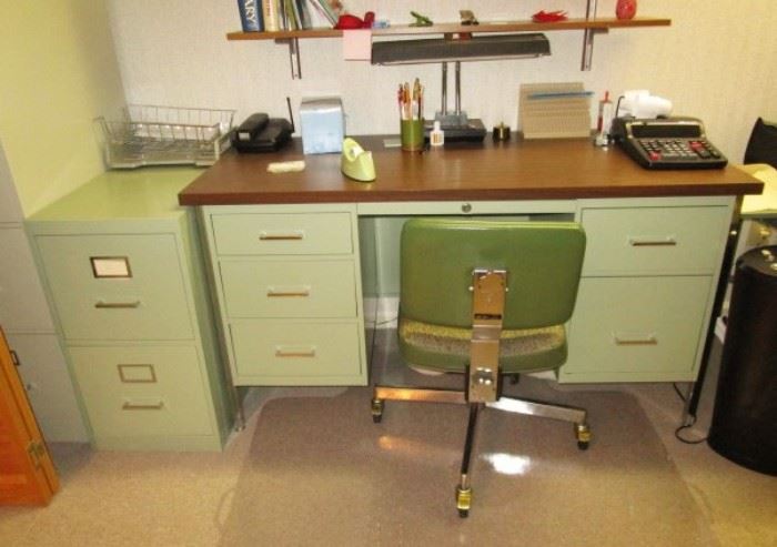 Vintage Collectible Sale In Dexter Mid Century Starts On 7
