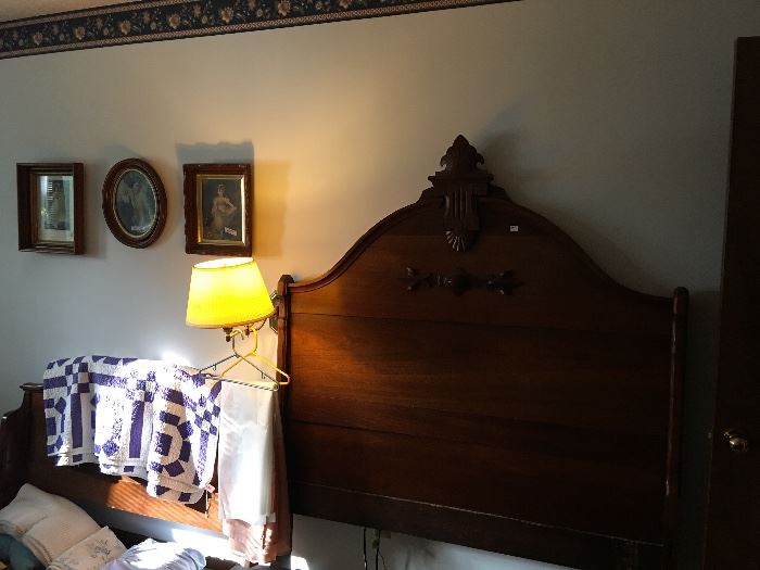 Victorian full size bed