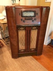 Farnsworth Art Deco floor model radio.