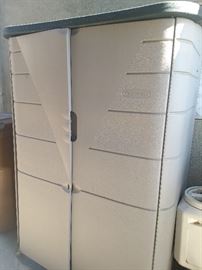 Large Rubbermaid storage shed