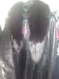 Stunning leather jacket with fur collar