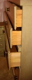 Superior made dresser with dovetail drawer construction