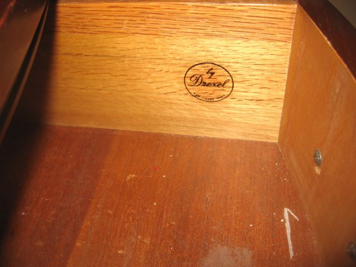 Drexel brand dining room furniture