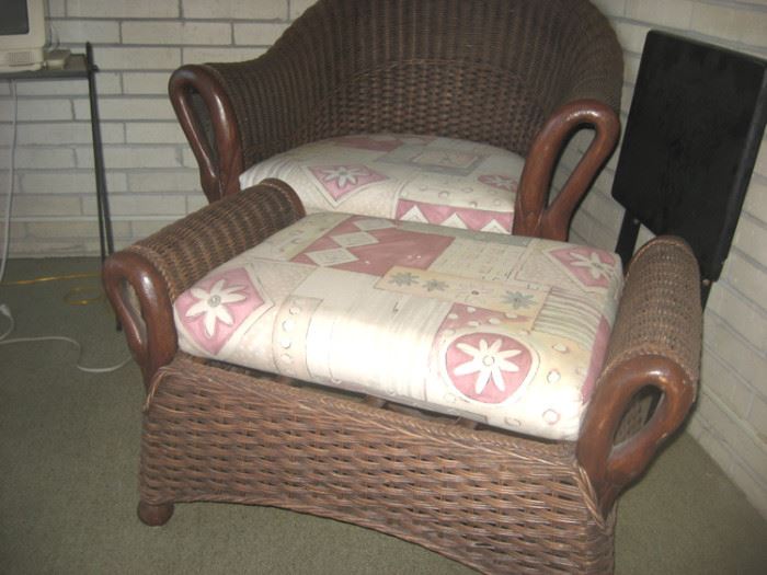 Front has swan or goose motif