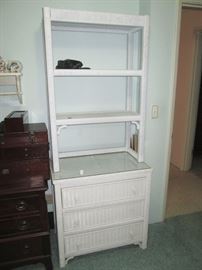 Middle Bed Room White Wicker 2 piece Shelf & Drawers