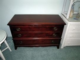 Lane Cedar Chest
