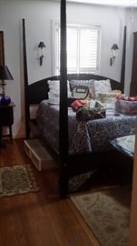 BAKER 4-POSTER KING BED (NO MATTRESSES)