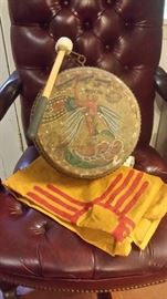 VINTAGE CHINESE DRUM....NEW MEXICO STATE FLAG