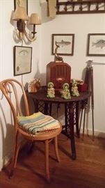 OLD STYLE RADIO THAT WORKS...HORN LIGHT FIXTURE...BENTWOOD RATTAN CHAIR...VICTORIAN WICKER LAMP TABLE....TRIPOD