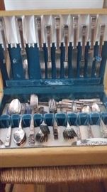 LARGE SET OF "CORONATION" PATTERN 1936 SILVER PLATE FLATWARE
