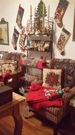 CHRISTMAS ITEMS & DECOR