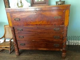Sheraton butler's chest