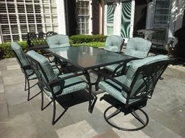 patio table & 6 chairs