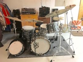 Slingerland Black Pearl drum set