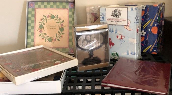Scrapbook Albums, Storage Boxes, Frames 