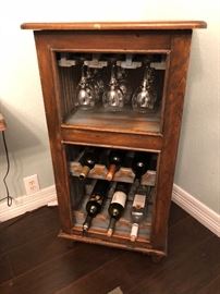 Wine Cabinet/Bar