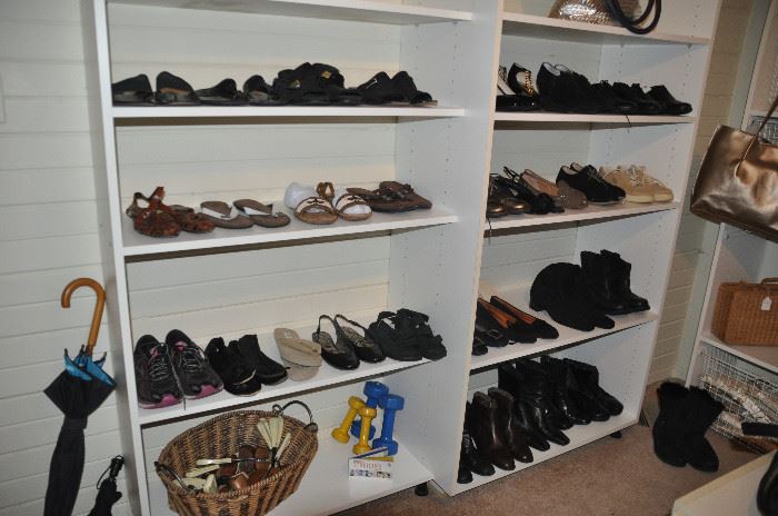 Terrific women's size 11 shoe selection