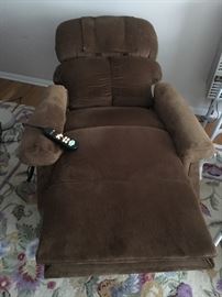 Lift Chair (like new - Original cost $1,000)