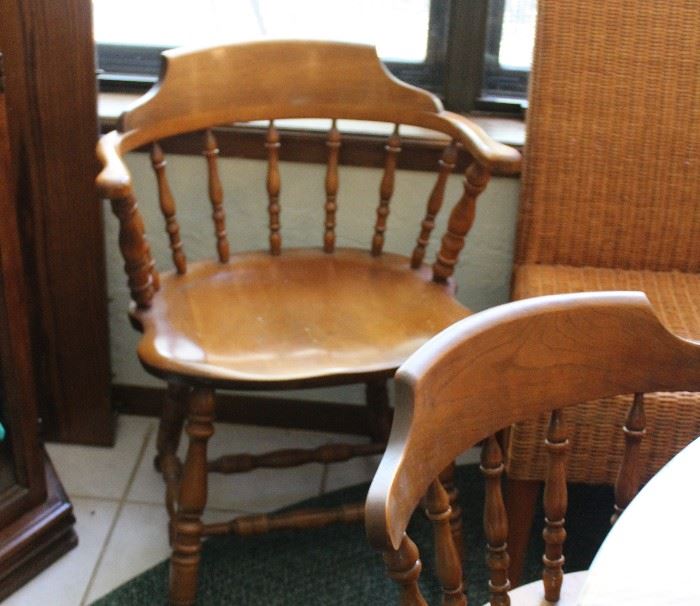 Early American set of 6 chairs