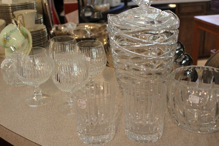 Pair Baccarat DOF’s, crystal vase and stemware