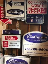Large Selection of Realtor Signs