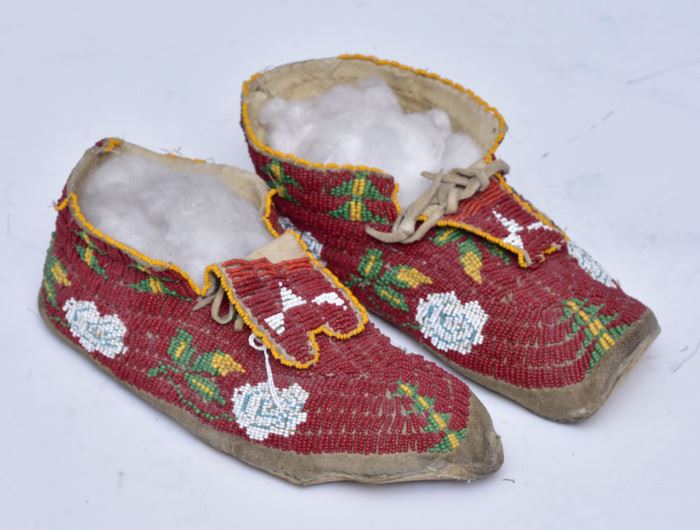 Pair of Northern Beaded Moccasins