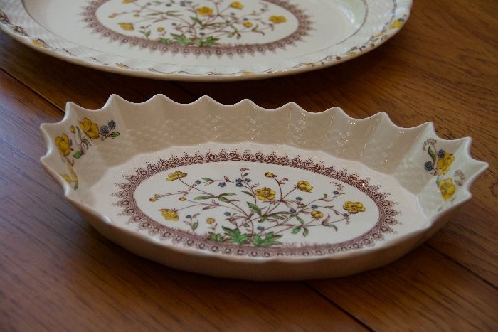 Spode Buttercup-"SOLD AS LOT"