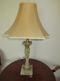 Onyx/guilded bronze French lamp