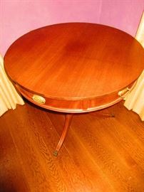 1940’s drum table
