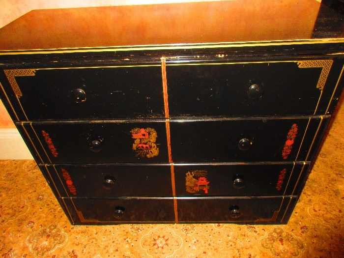 1930’s Chinoiserie chest of drawers