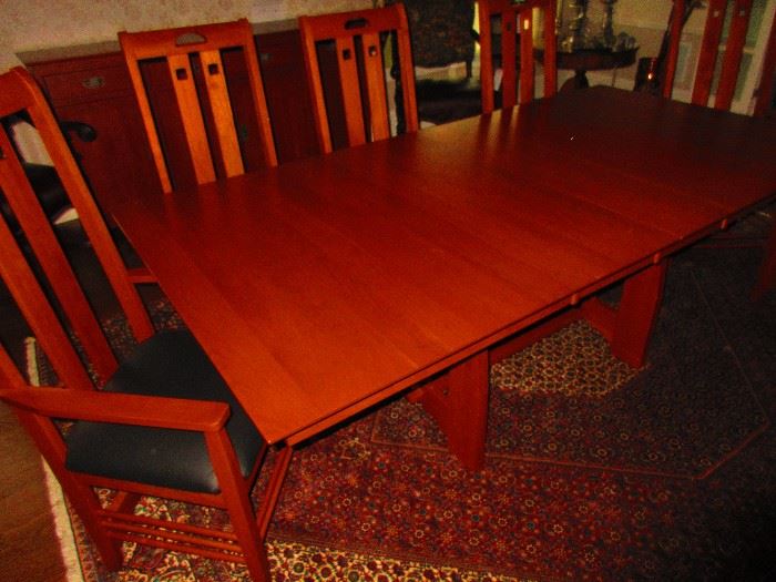 Stickley table & six dining room chairs 