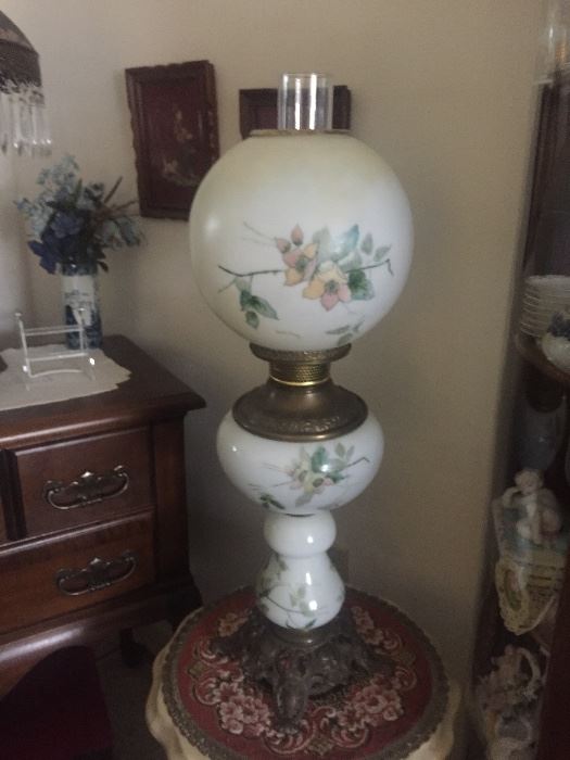 Awesome Gone With The Wind GWTW 3 way parlor  lamp