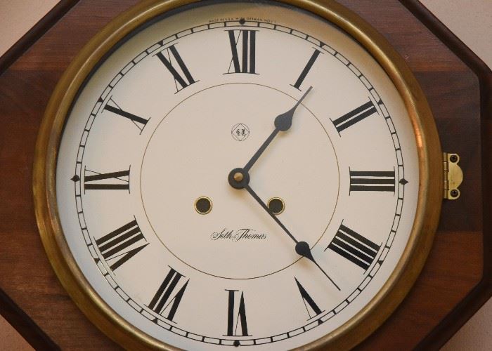 BUY IT NOW! $150 - Seth Thomas Regulator Wall Clock (Working)