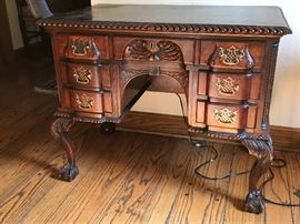18th Century Chippendale Blockfront Desk