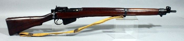 Enfield No. 4 Mark 1* Long Branch 1942 Bolt-Action Rifle, .303 Brit, SN# 28067, Matching SN#'s, Includes Sling and 1 Mag