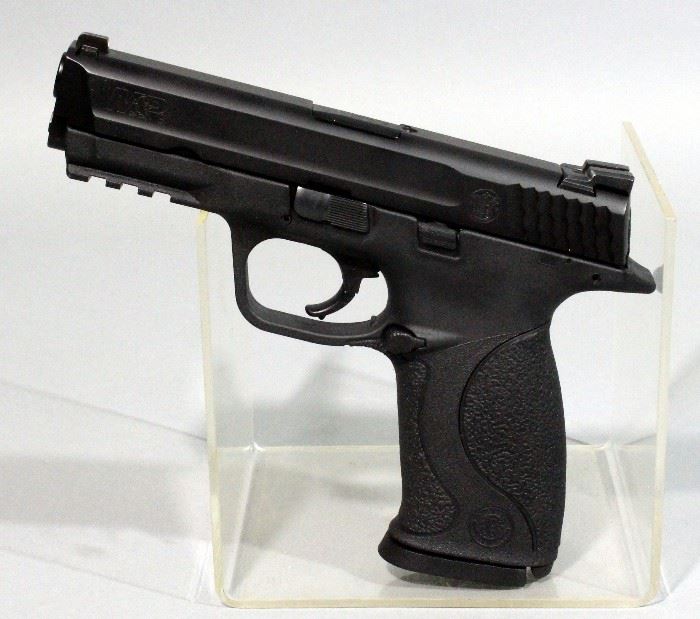 Smith & Wesson S&W M&P 9 Pistol, 9mm, SN# HNB9322, Includes 1 Mag