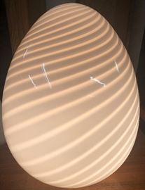 Murano Egg Lamp Impressive 18" tall x 13" wide Italian Glass Vintage Excellent Mid-Century