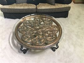 GLASS TOP METAL BASE COFFEE TABLE 42”