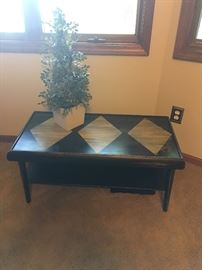 CUTE COFFEE TABLE