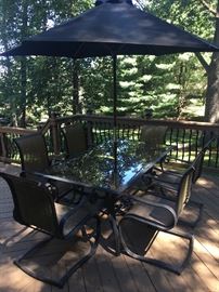 PATIO TABLE WITH CHAIRS AND UMBRELLA 