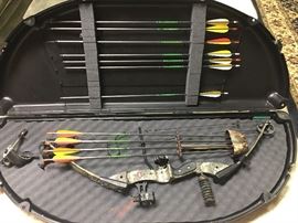 COMPOUND BOW