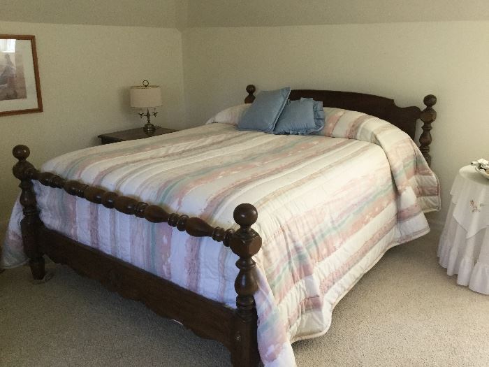 Pennsylvania House Queen size bed
