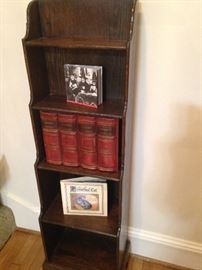 Narrow book shelf